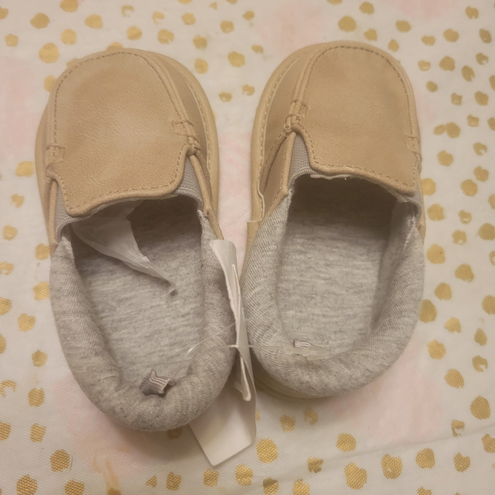 Crown & Ivy Tan Kids Moccasins
